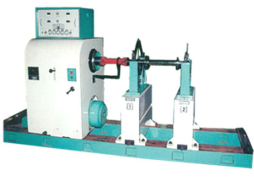 Dynamic balancing machine